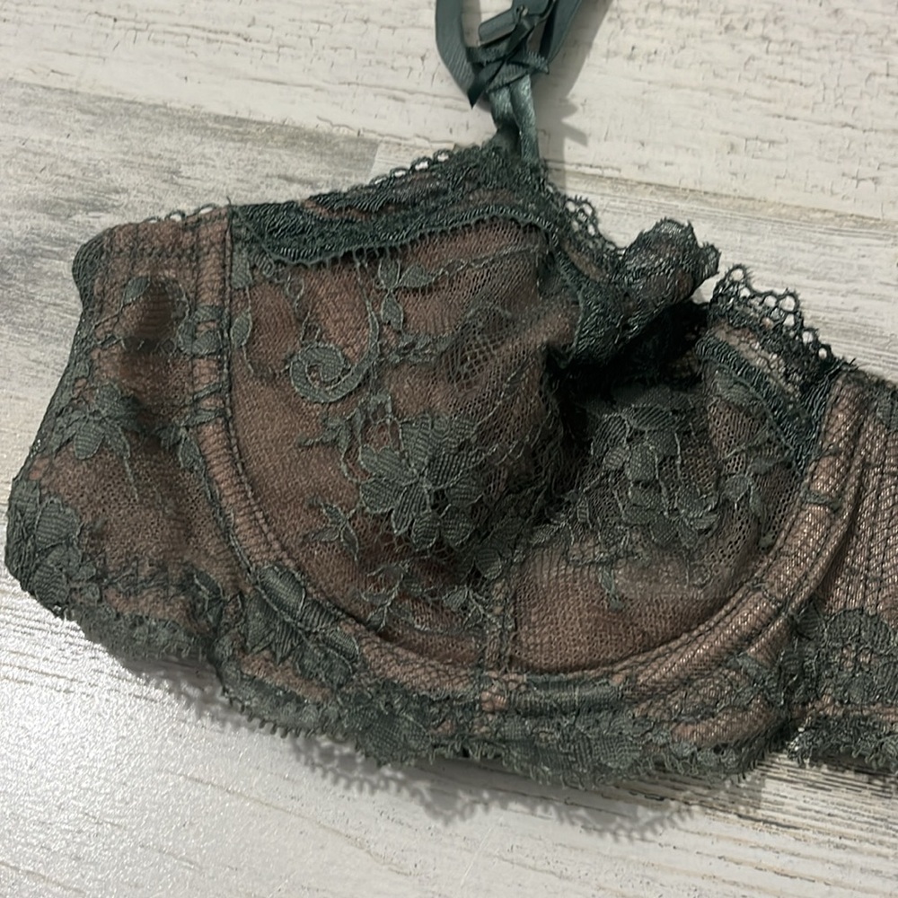 Victoria’s Secret Dream Angels push-up without padding bra size 34C NWT - Picture 2 of 8